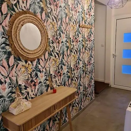 Charmante Maison Les Cedres Bleus Сasa de vacaciones