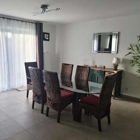 Сasa de vacaciones Charmante Maison Les Cedres Bleus *